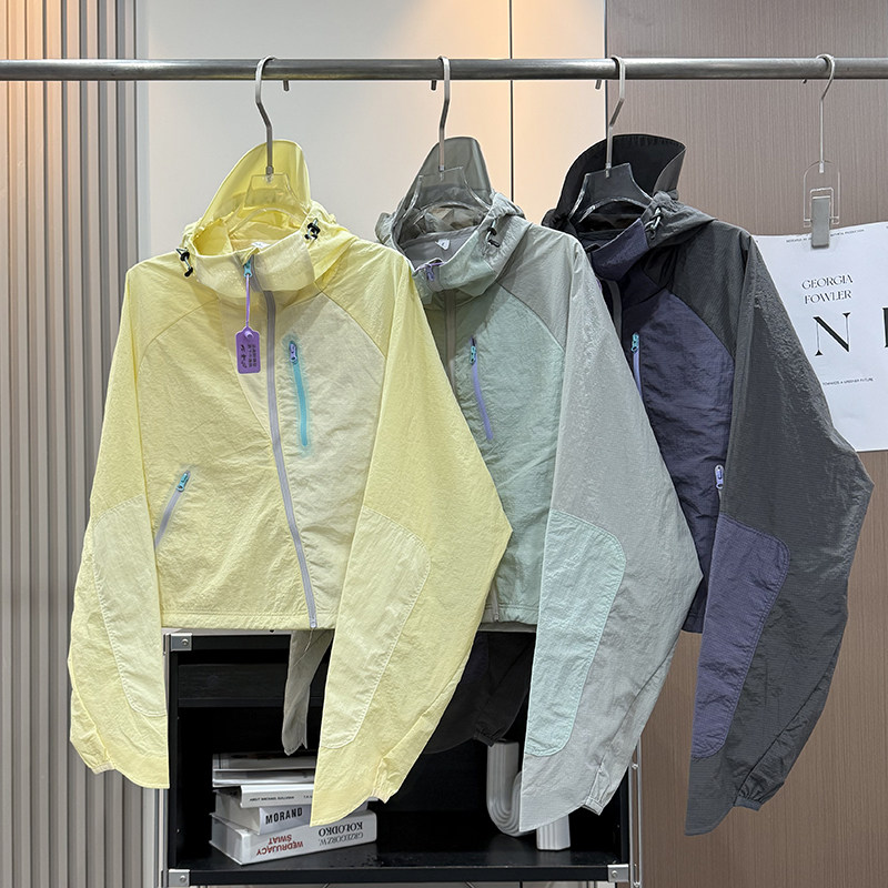 Giacca da Donna per Sport all' - Outdoor Sport Waterproof Jacket recensione e prezzo